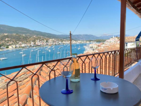 Catherine's Place Poros